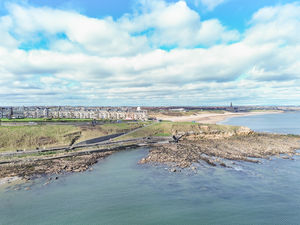 Photo 27- click for photo gallery